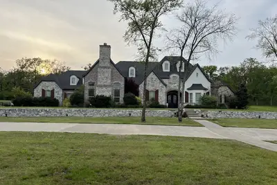 Image de 2024 Solar Eclipse Point of Totality! 4000 sq ft, 4 Br, 5 Bath, 3 acres