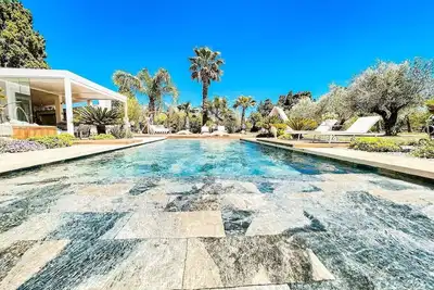 Image de Mas El Chaparo, Charme et luxe Catalan