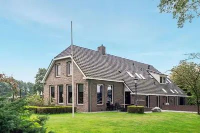 Image de Belle maison à Fluitenberg avec WiFi