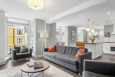 Apartment 295 - Clifden - sleeps 5 guests  in 2 bedrooms