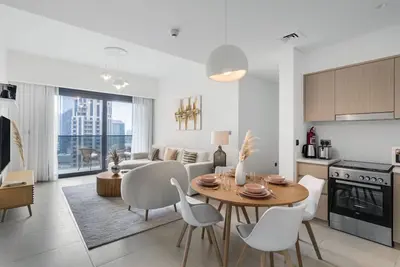 Image de Downtown Dubai 2br Apartment at Act Tower