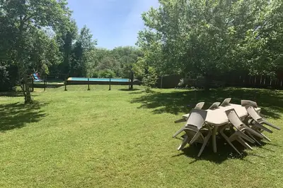 Image de Maison spacieuse avec piscine privée et animaux acceptés