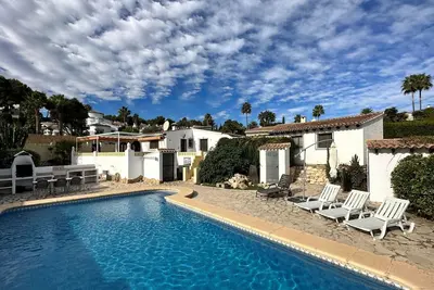 Image de Authentiek Spaanse Bungalow, Dichtbij Strand en Centrum Moraira