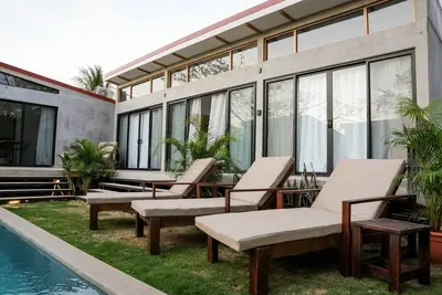 Perfect family house 2 bed 2 bath fully equiped kitchen shared pool and rancho