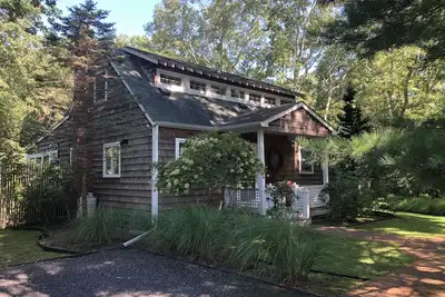 Image de Beautiful, private 4-bedroom house near beaches, Eh village