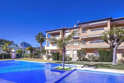 Image de Confortable appartement pour 6 personnes avec Wifi, climatisation, piscine, Tv, terrasse et parking