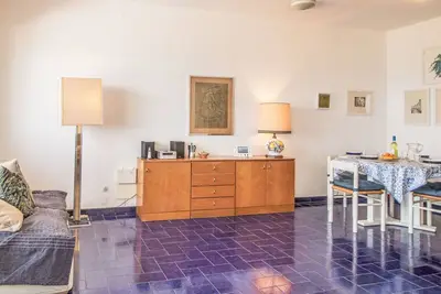 Image de Agréable appartement pour 3 personnes avec climatisation, Wifi, Tv, terrasse et parking