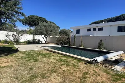 Image de Bel appartement pour 4 personnes avec Wifi, climatisation, piscine privée, Tv, terrasse et parking