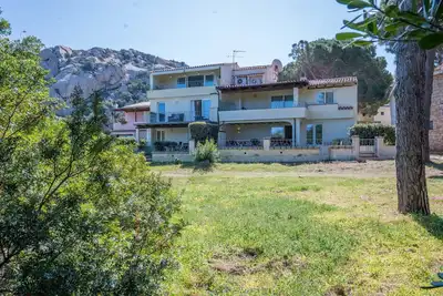 Image de Joli appartement avec Wifi, climatisation, Tv, terrasse, vue panoramique et parking