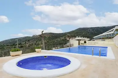 Belle maison de vacances avec Wifi, climatisation, piscine, Tv, terrasse, animaux admis et parking
