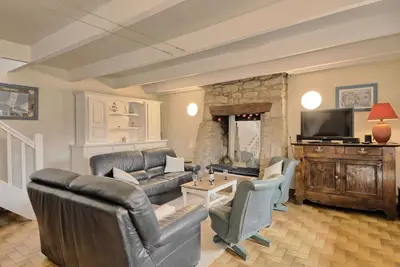 Image de Belle maison de vacances privée pour 7 personnes avec Wifi, Tv, terrasse et parking