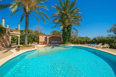 Image de Magnifique maison de vacances privée avec piscine privée, climatisation, Wifi, Tv, patio, parking