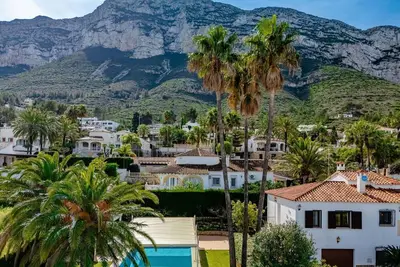 Image de Merveilleuse maison de vacances privée avec Wifi, piscine privée, climatisation, Tv et patio