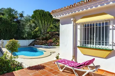 Image de Magnifique maison de vacances privée avec piscine privée, Wifi, terrasse et parking