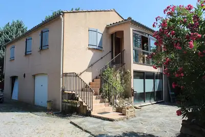 Image de Ganges : Belle villa avec jardin