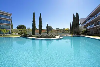 Image de Confortable appartement avec piscine, climatisation, Wifi, Tv, balcon, vue panoramique et parking