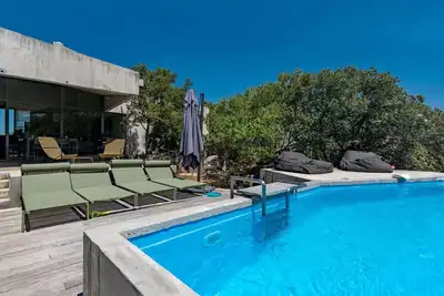 Image de Maison de vacances privée avec Wifi, climatisation, piscine privée, Tv, terrasse, vue panoramique
