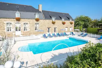 Image de Confortable appartement pour 5 personnes avec piscine, Wifi, Tv, terrasse et parking