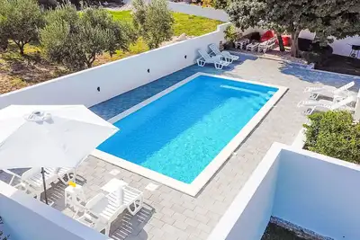 Image de Magnifique maison de vacances privée avec climatisation, Wifi, piscine privée, Tv et terrasse