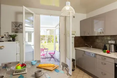 Image de Merveilleuse maison de vacances privée pour 6 personnes avec Tv, terrasse et parking