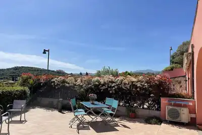 Image de Agréable appartement pour 4 personnes avec climatisation, Wifi et terrasse