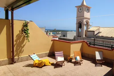 Image de Belle maison de vacances privée pour 8 personnes avec climatisation, Wifi, Tv et terrasse