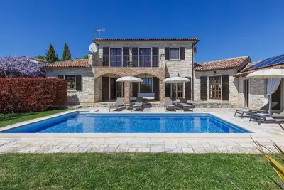 Image de Maison de vacances privée avec piscine privée, Wifi, climatisation, Tv, terrasse, vue panoramique