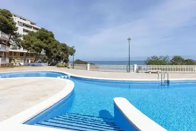 Image de Agréable appartement pour 3 personnes avec Wifi, piscine, climatisation, Tv, terrasse et parking