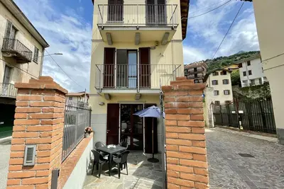 Image de Confortable appartement pour 6 personnes avec Wifi, Tv, terrasse, animaux admis et parking