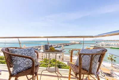 Image de Joli appartement pour 4 personnes avec climatisation, Wifi, Tv, balcon et animaux admis