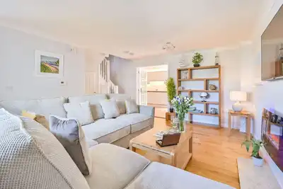 Merveilleuse maison de vacances privée pour 6 personnes avec Wifi, Tv, patio et parking