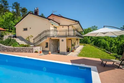 Image de Maison de vacances privée avec climatisation, piscine privée, Wifi, Tv, terrasse, vue panoramique