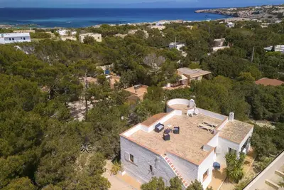 Merveilleuse maison de vacances privée avec Wifi, Tv, patio, vue panoramique et parking