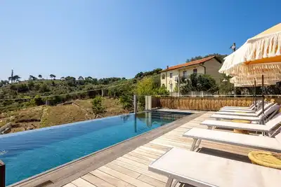 Image de Agréable appartement pour 4 personnes avec climatisation, piscine, Wifi, Tv, terrasse et parking