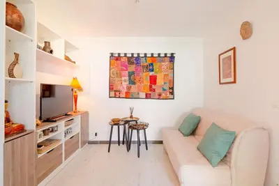 Image de Joli appartement pour 4 personnes avec Wifi, Tv, patio et animaux admis
