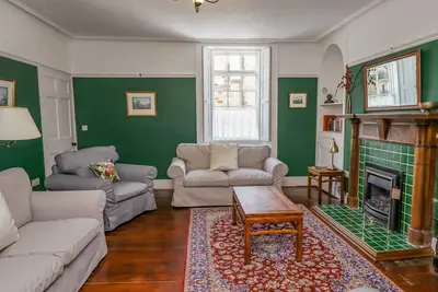 Image de Victoria House, character holiday cottage, with open fire in Alnwick