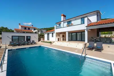 Image de Belle maison de 4 chambres à Trget