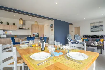 Image de Merveilleuse maison de vacances privée pour 6 personnes avec Wifi, Tv et terrasse