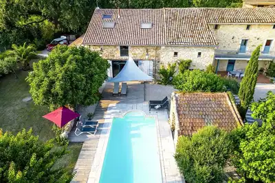 Image de Belle maison de vacances privée avec Wifi, climatisation, piscine privée, Tv, terrasse, parking