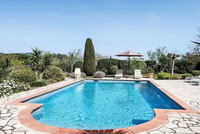 Image de Maison de vacances privée avec piscine privée, Wifi, climatisation, Tv, terrasse, vue panoramique