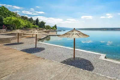 Image de Belle maison de vacances privée pour 4 personnes avec Wifi, climatisation, Tv et terrasse