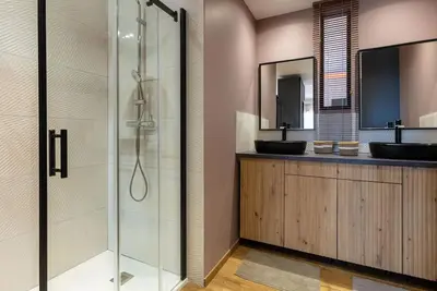 Image de Joli appartement pour 4 personnes avec climatisation, Wifi, Tv, terrasse et parking