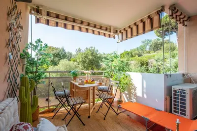Image de Bel appartement pour 4 personnes avec piscine, Wifi, climatisation, Tv, balcon et parking
