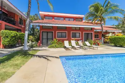 Image de Las Palmas Loft: Pool & Beach Escape