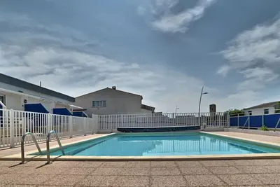 Image de Confortable appartement pour 4 personnes avec Wifi, piscine, Tv, terrasse et animaux admis