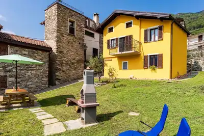 Image de Merveilleuse maison de vacances privée avec bain à remous, Wifi, Tv, patio et animaux admis