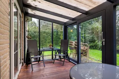 Image de Belle maison de vacances privée pour 5 personnes avec Wifi, Tv, patio et parking