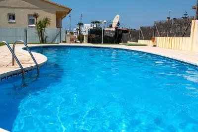 Image de Magnifique maison de vacances pour 6 personnes avec piscine, Wifi, climatisation et Tv