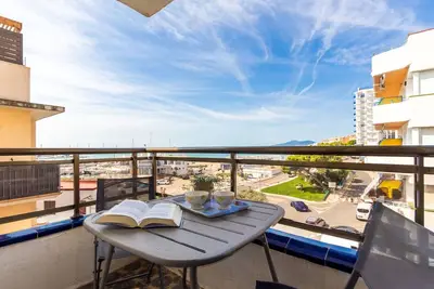 Image de Bel appartement pour 4 personnes avec climatisation, Wifi, Tv, terrasse et animaux admis