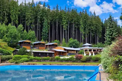 Image de Magnifique maison de vacances privée avec Wifi, piscine, Tv, patio, animaux admis et parking